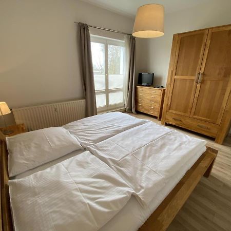 Apartamento Bootshaus/ Holzdeck Rostock Exterior foto