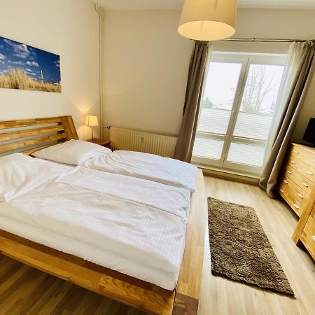 Apartamento Bootshaus/ Holzdeck Rostock Exterior foto
