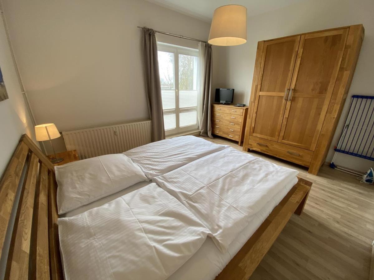Apartamento Bootshaus/ Holzdeck Rostock Exterior foto