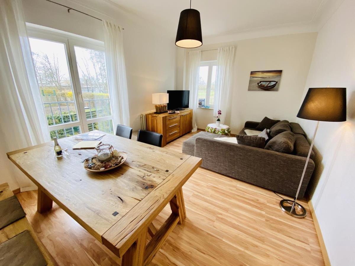 Apartamento Bootshaus/ Holzdeck Rostock Exterior foto